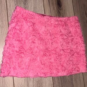 Rose textured urban outfitters BRAND NEW mini skirt!